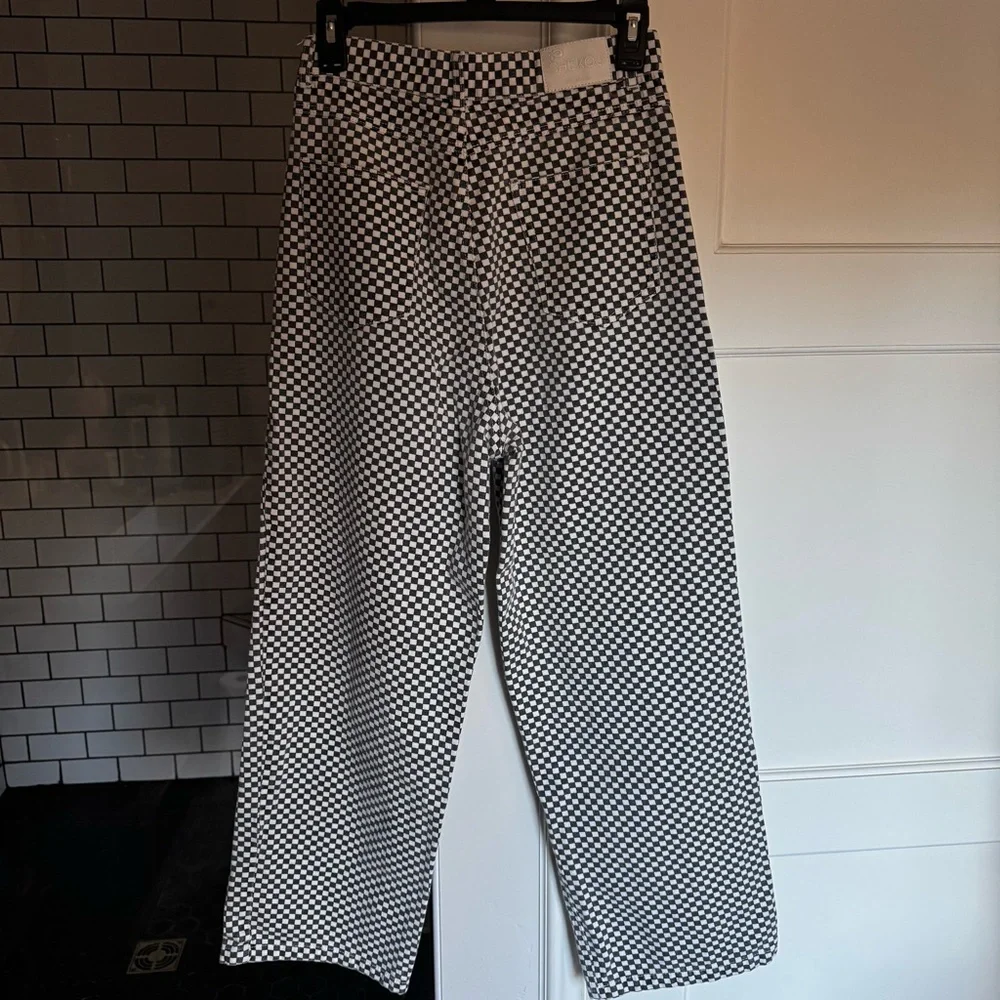 Shekou black and white checkered denim junior’s size XS - Picture 3 of 8